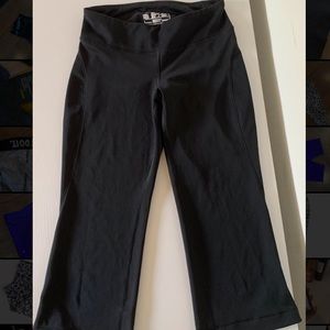 New Balance Lightning Dry Black Capri Leggings